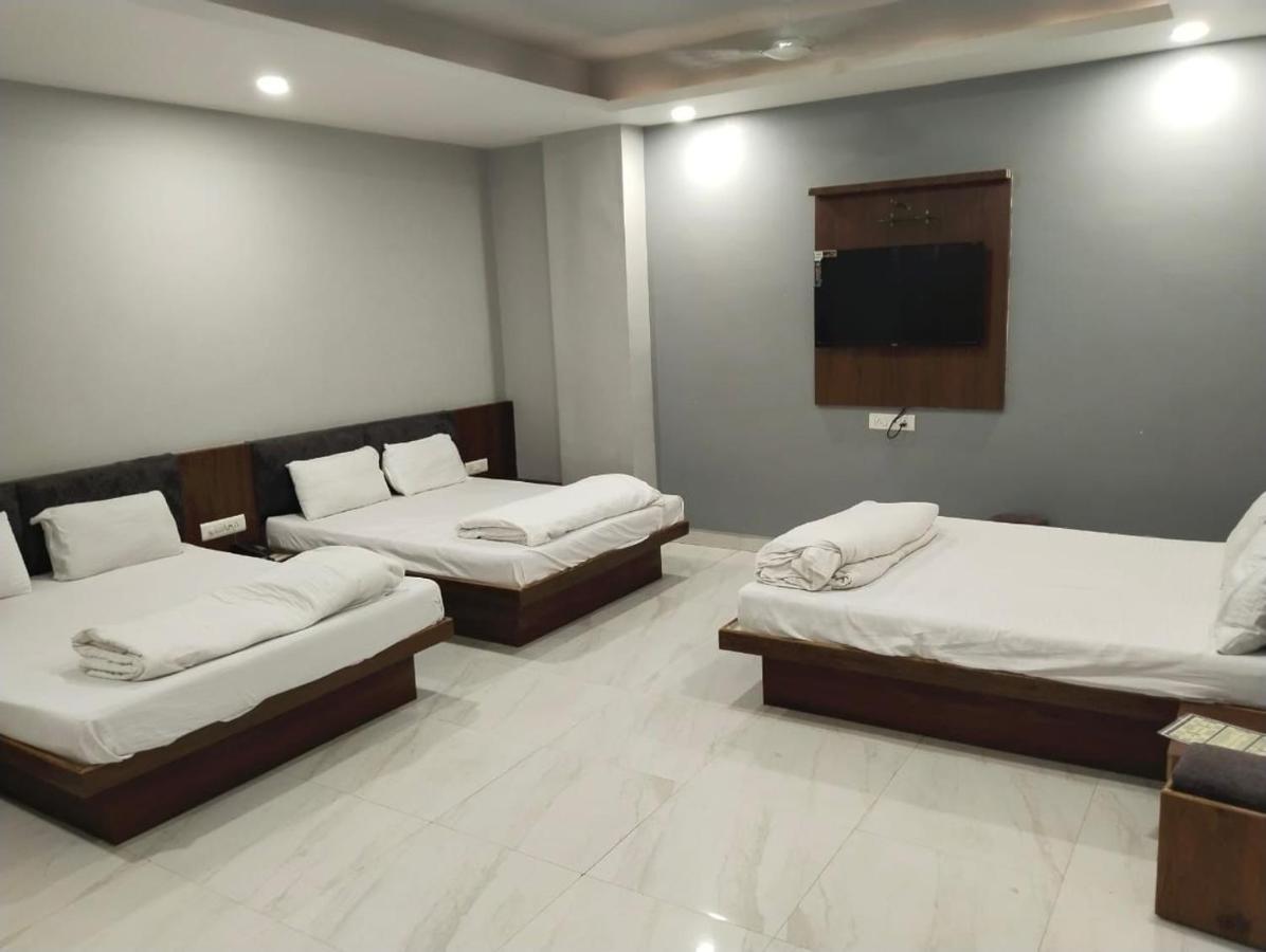 Hotel Shankar Ujjain Extérieur photo